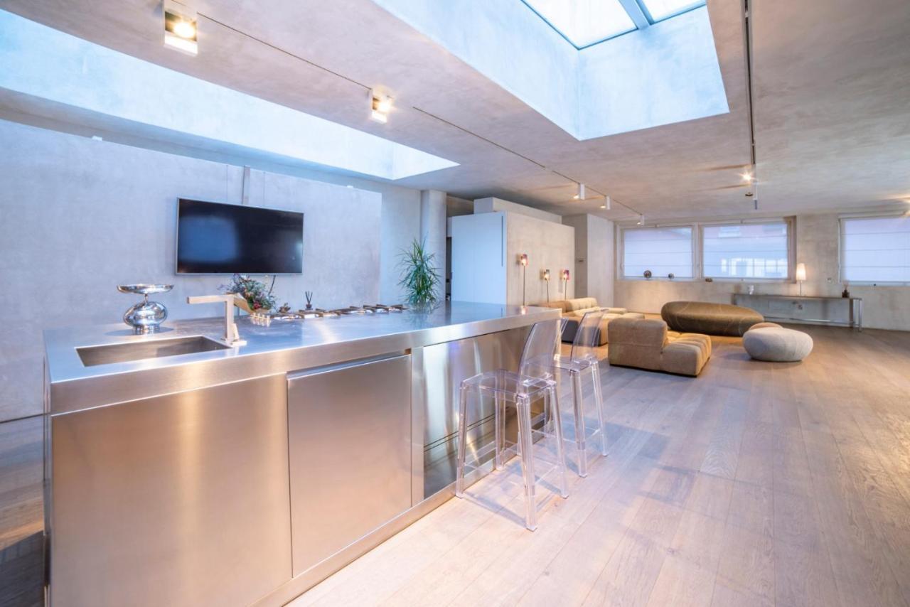 Stylish Loft Apartment Milan Bagian luar foto