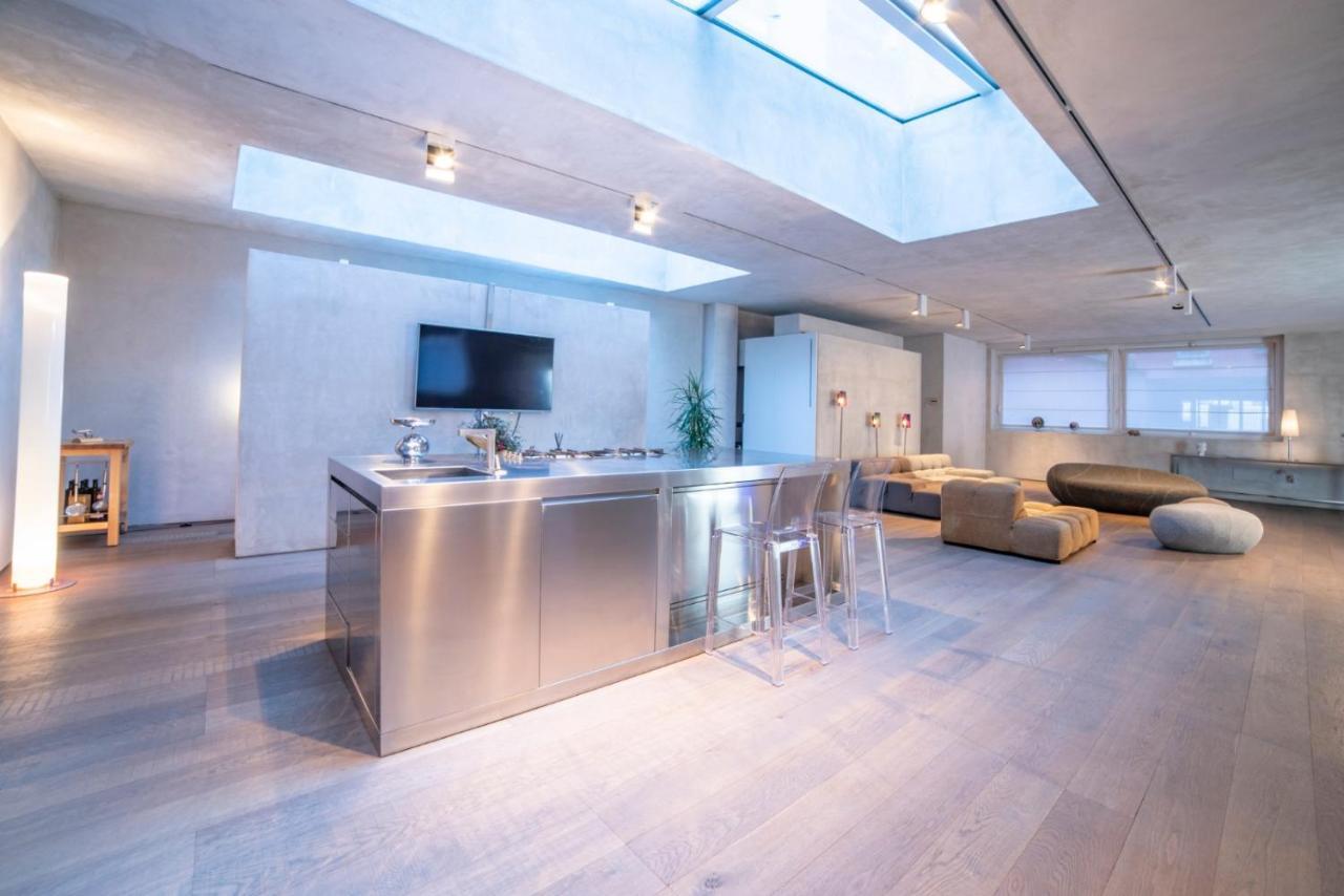 Stylish Loft Apartment Milan Bagian luar foto