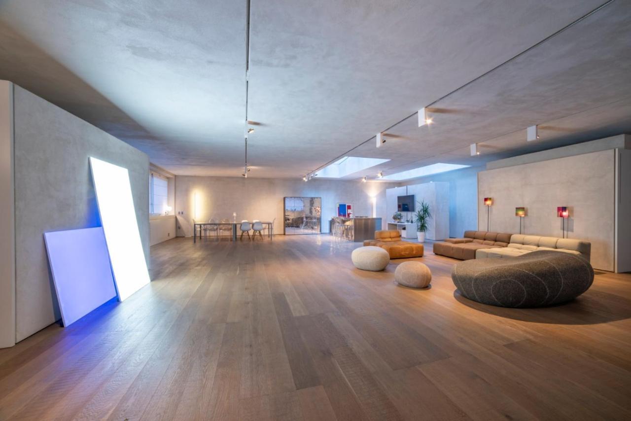 Stylish Loft Apartment Milan Bagian luar foto