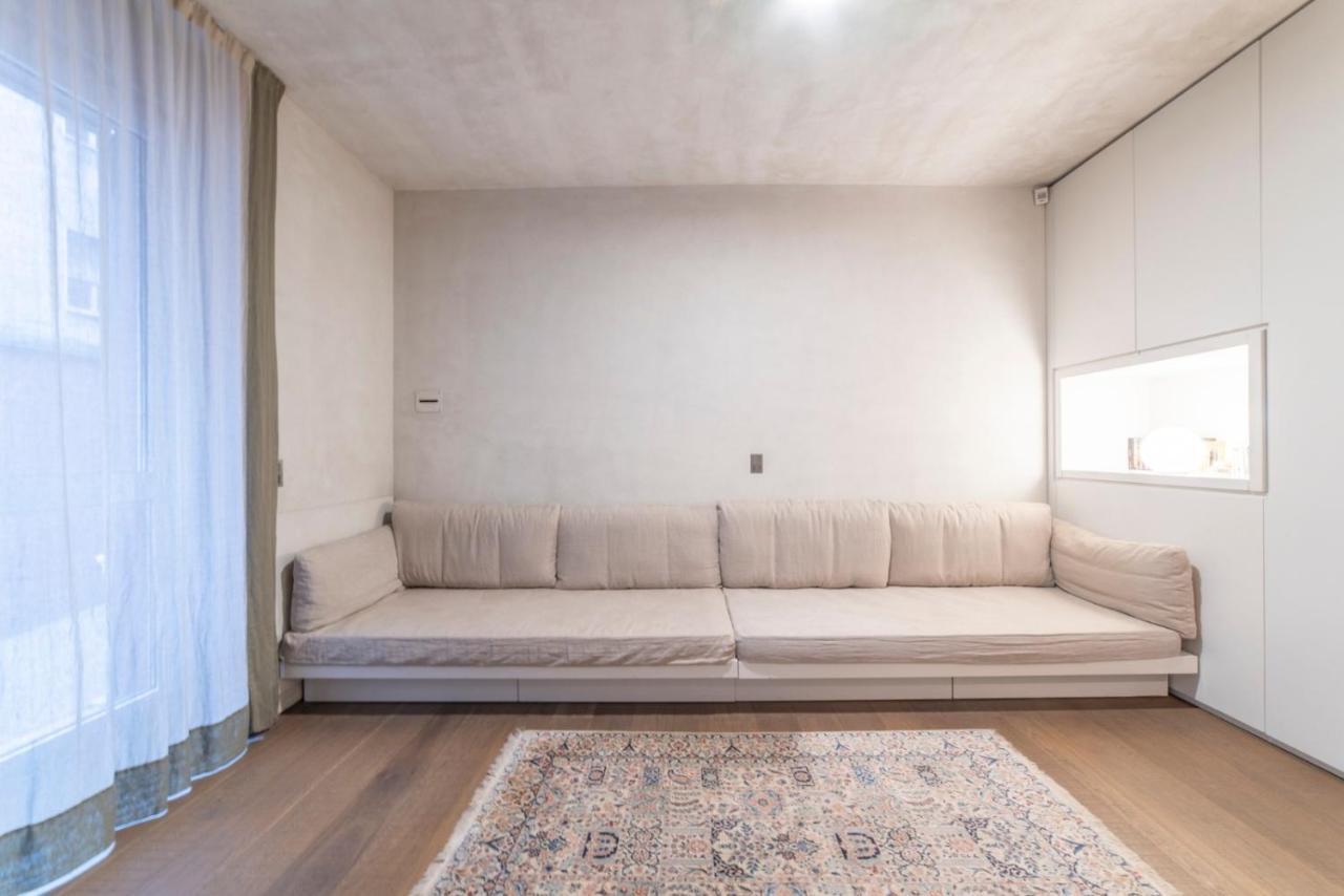 Stylish Loft Apartment Milan Bagian luar foto